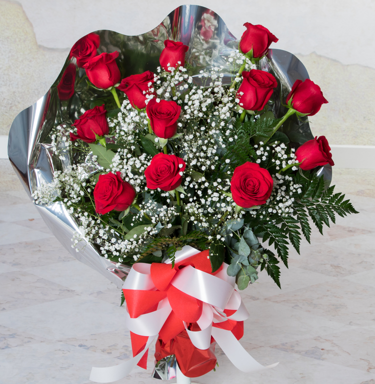 Ramo 12 rosas rojas - Floristería Quico Moret